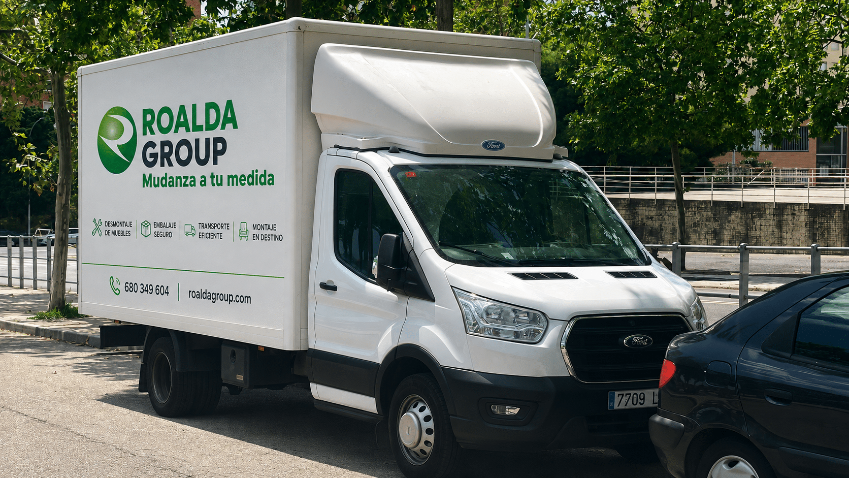 Furgón de mudanza de Roalda group en Barcelona